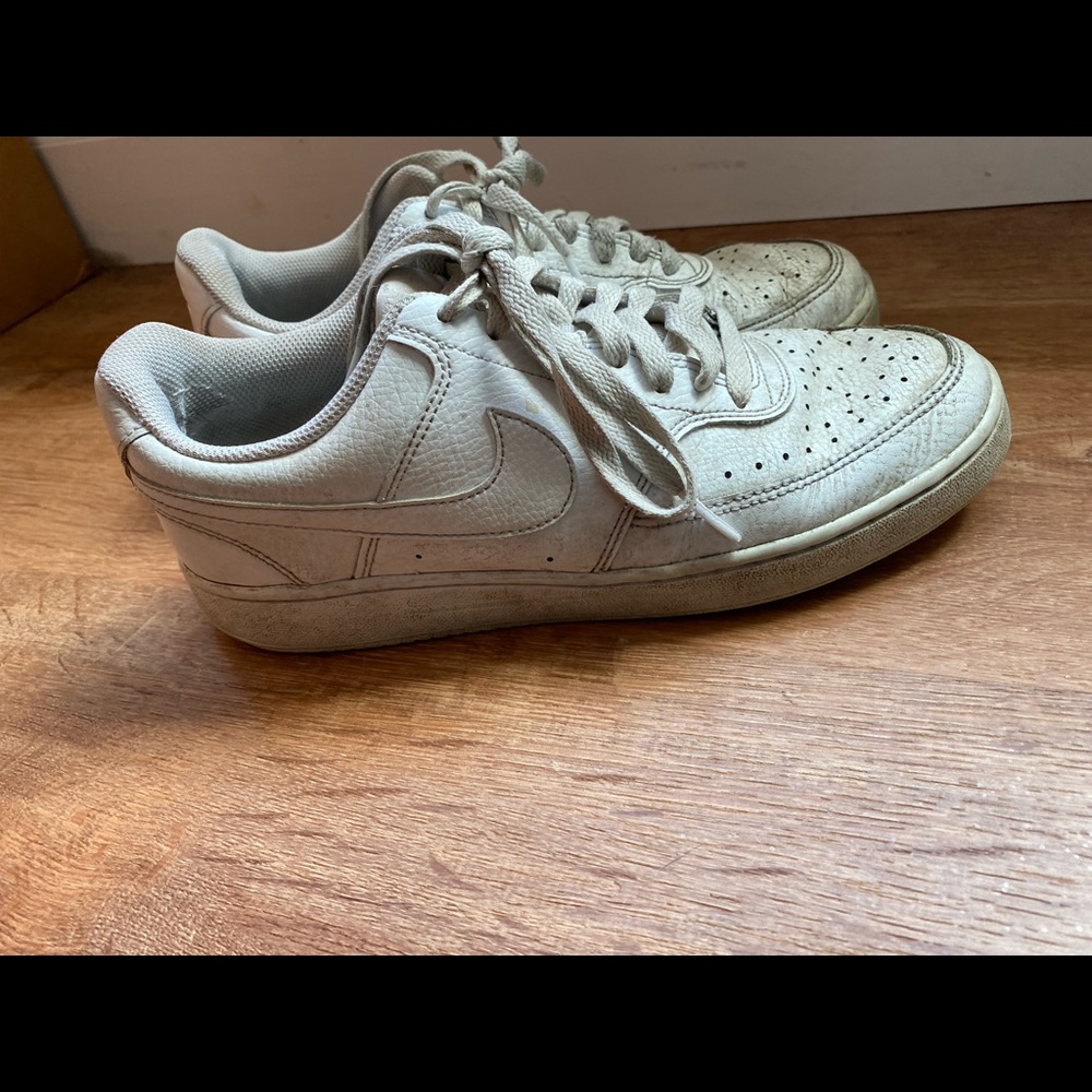 Nike low top sneakers